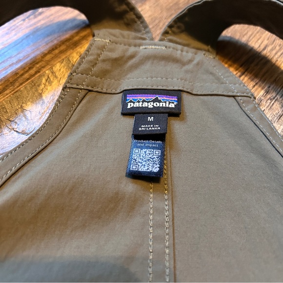 ~*~ Patagonia Outdoor Everyday Overalls Women’s M ~*~ - Picture 5 of 5